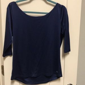 Splits 59 3/4 inch sleeve workout top.